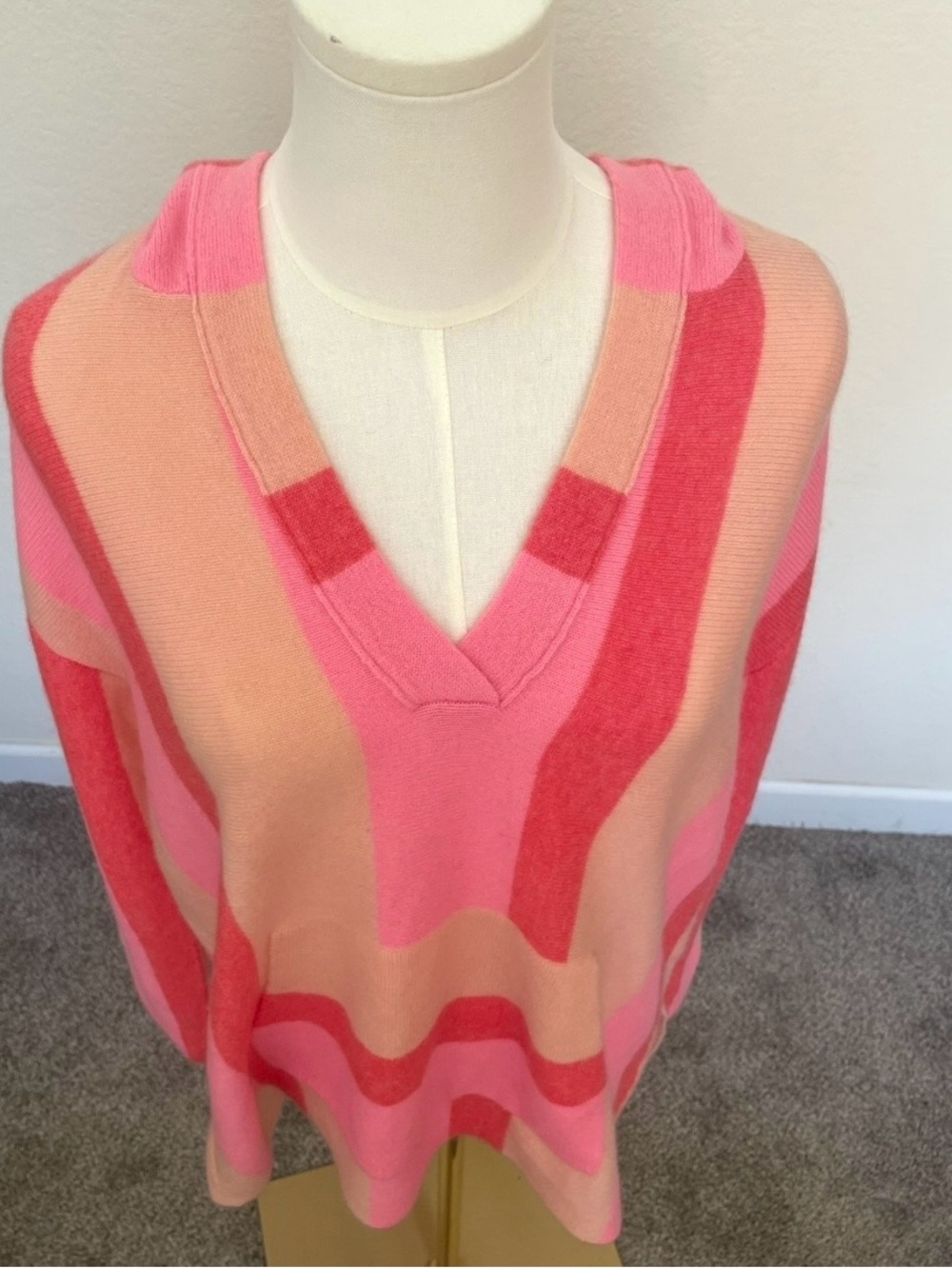 White + Warren 100% Cashmere Colorblock Hooded V-Neck Sweater S